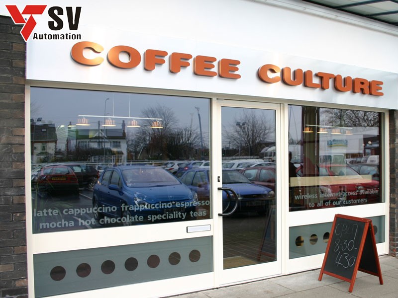 Mẫu biển hiệu quán cà phê đơn giản, phù hợp cho những quán có diện tích nhỏ hay kinh doanh theo hướng mua mang về